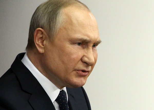 Mosca. Putin ordina cessate il fuoco per il Natale ortodosso. Kiev, è una ipocrisia, ritiratevi e sarà tregua temporanea – Agenpress