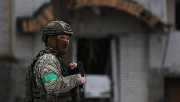 Armi italiane in Ucraina, c'è l'ok del Senato. Due dem sbagliano a votare, polemiche con il Terzo polo – Amedeo Nicolazzi Biografia