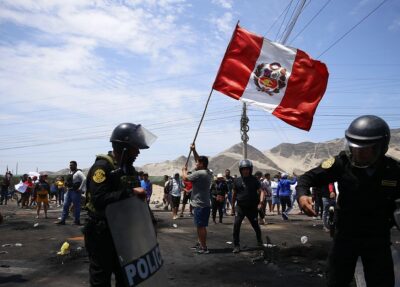 Perù: continua la violenza. Considerata la crisi politica più grave degli ultimi decenni – Agenpress
