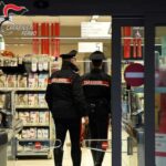 Porto Sant'Elpidio, rubano dolciumi al supermercato e si danno alla fuga: denunciati due giovanissimi - Riviera Oggi