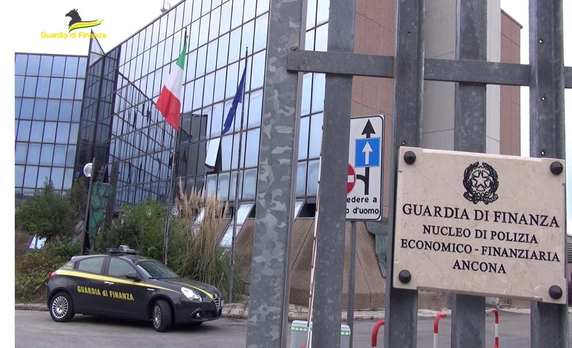 Ventuno mila euro in banconote false, tre denunciati dalla Finanza ad Ancona – CentroPagina