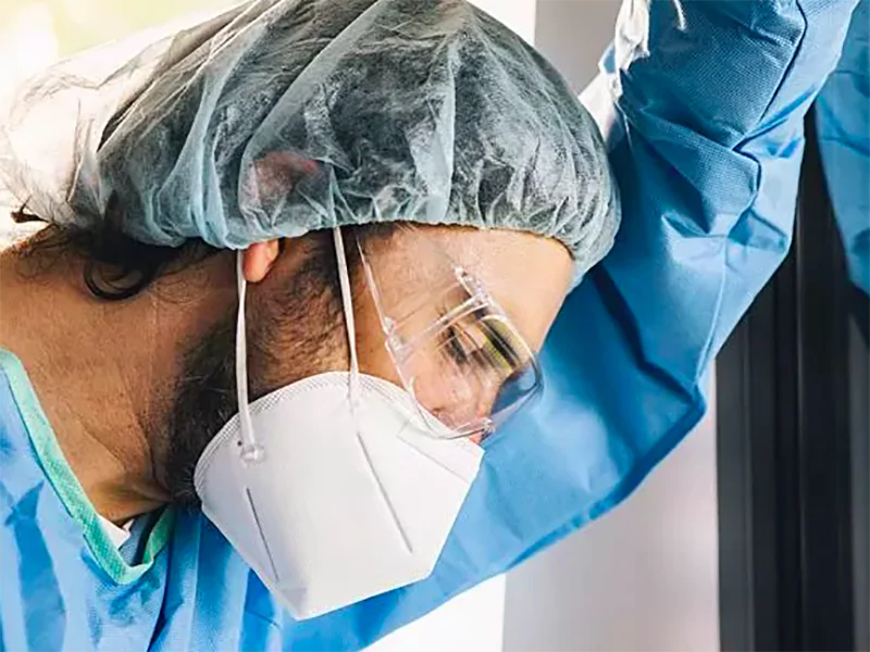 Luca, Infermiere: “anche l'INAIL, Ente dello Stato, ci definisce ancora Infermieri Professionali”. Luca, Infermiere: “anche l'INAIL, Ente dello Stato, ci definisce ancora Infermieri Professionali”.
