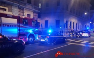 Schianto all'incrocio in centro: due auto coinvolte – Cronache Ancona