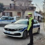 Girava con l'auto sequestrata, senza patente, assicurazione e revisione: multa da 4.500 euro e denuncia - Cronache Ancona
