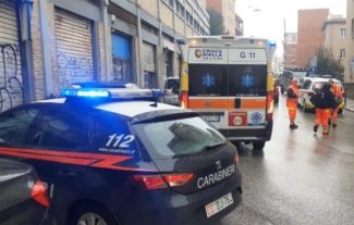 Incidente sul lavoro: cade dal ponteggio mobile, operaio vola per tre metri – Cronache Ancona