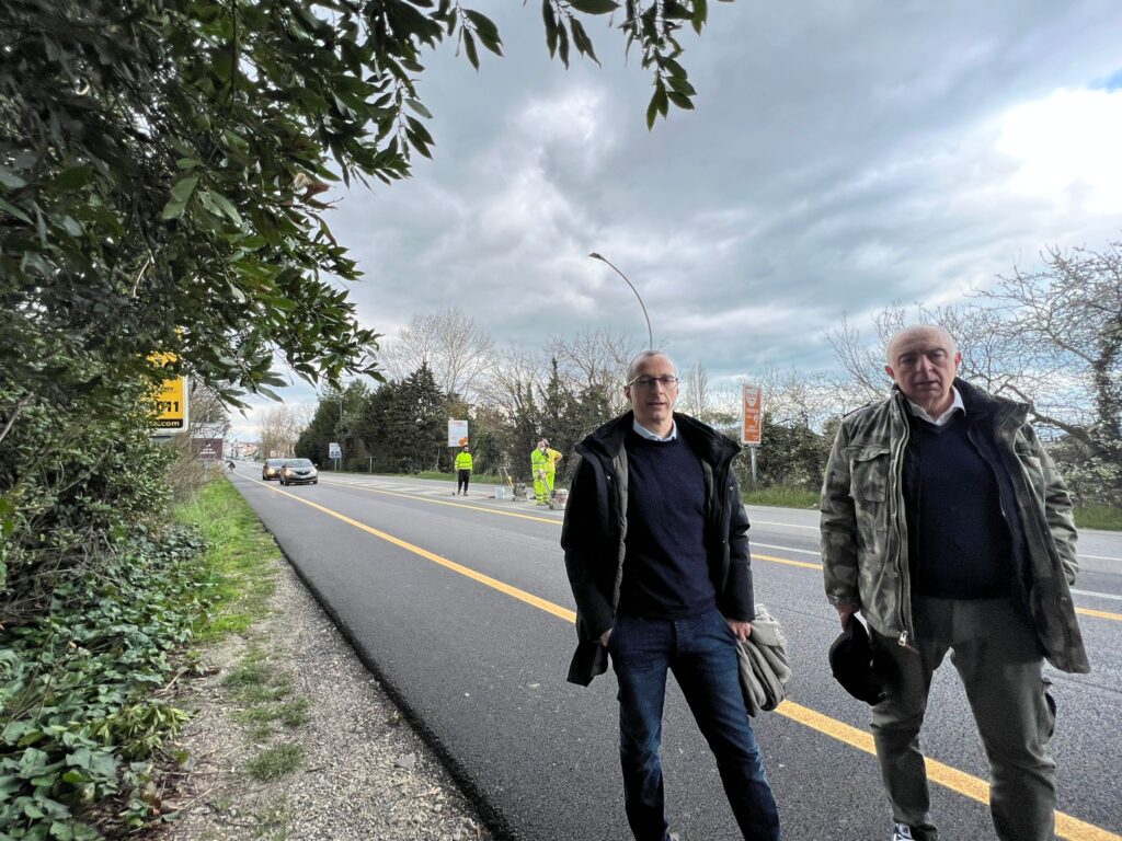 Pesaro, partito il cantiere per la ciclabile di via Fratti. Si supereranno i 100 km di bicipolitana – CentroPagina