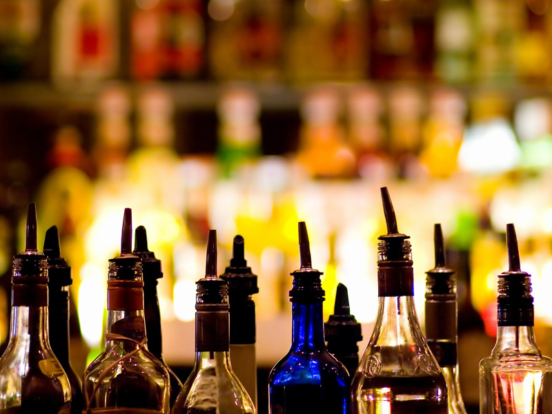 Civitanova Marche, ubriaco aggredisce il barista che non vuole più dargli da bere – Macerata Notizie