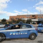 Le incendia le auto, poi messaggi e commenti sui social: 47enne finisce in carcere per stalking - Cronache Ancona