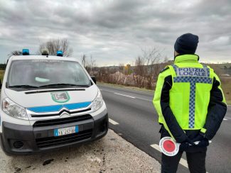 Patente di guida falsa: denunciato conducente – Cronache Ancona