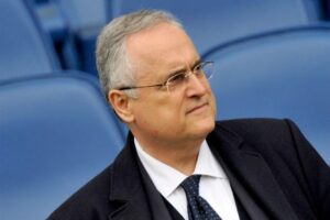 Compravendita calciatori. Perquisite le sedi della Roma, Lazio e Salernitana. Tra gli indagati Lotito – Agenpress